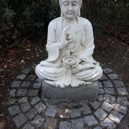 Le Relais De La Praya Bed & Breakfast 3*